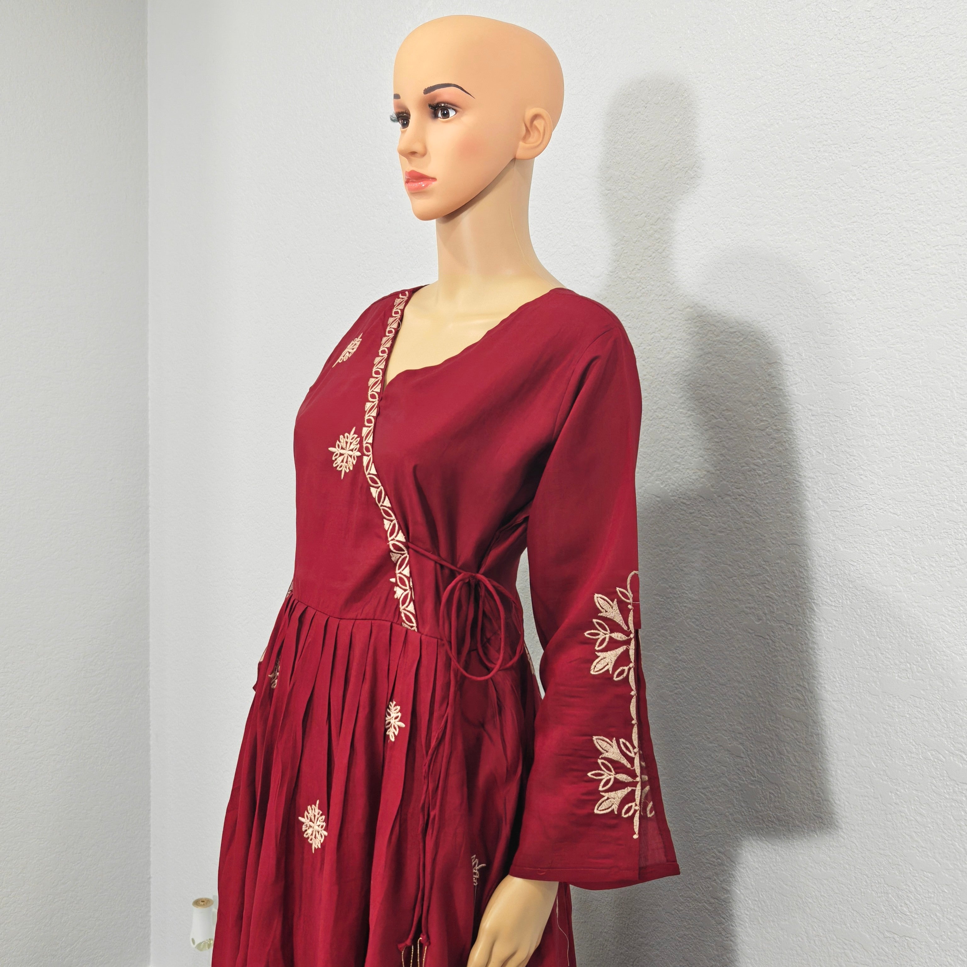Kurta set with Dupatta(Maroon Embroidered Kurta Set with Dupatta)