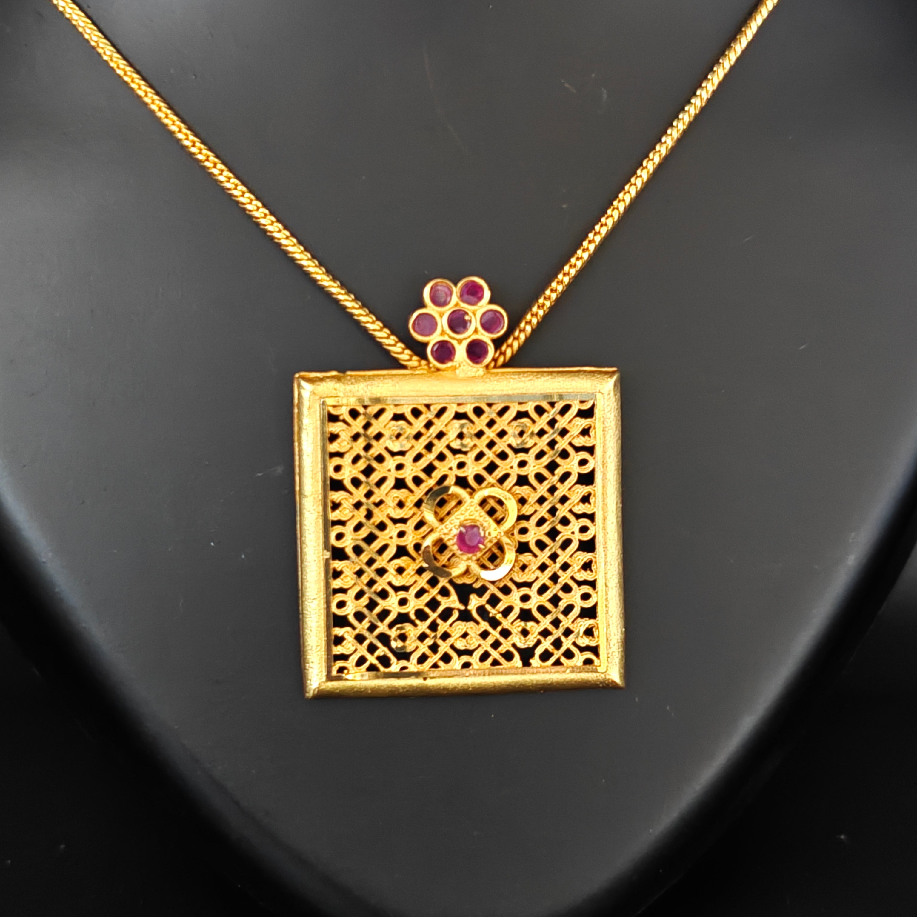 Premium Plated Necklace (Premium Plated Square Pendant Necklace)