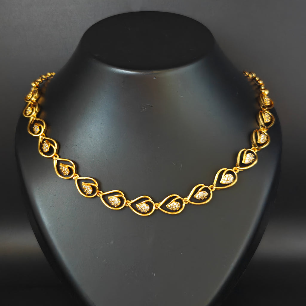 Premium Plated Jewelry(Premium Plated Contemporary Leaf Design Necklace)