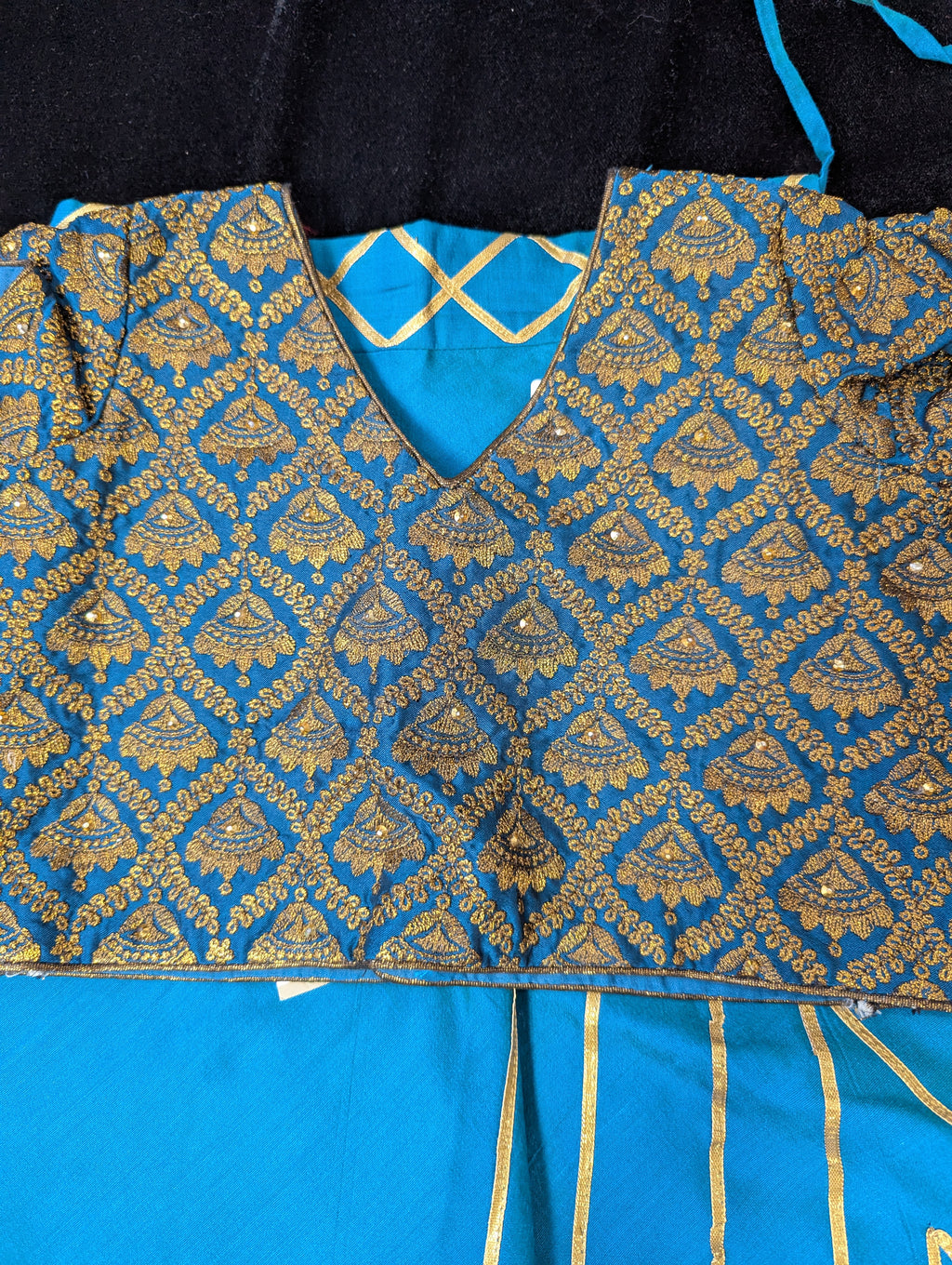 Kids Pattu pavadai(Blue Umbrella skirt and top)