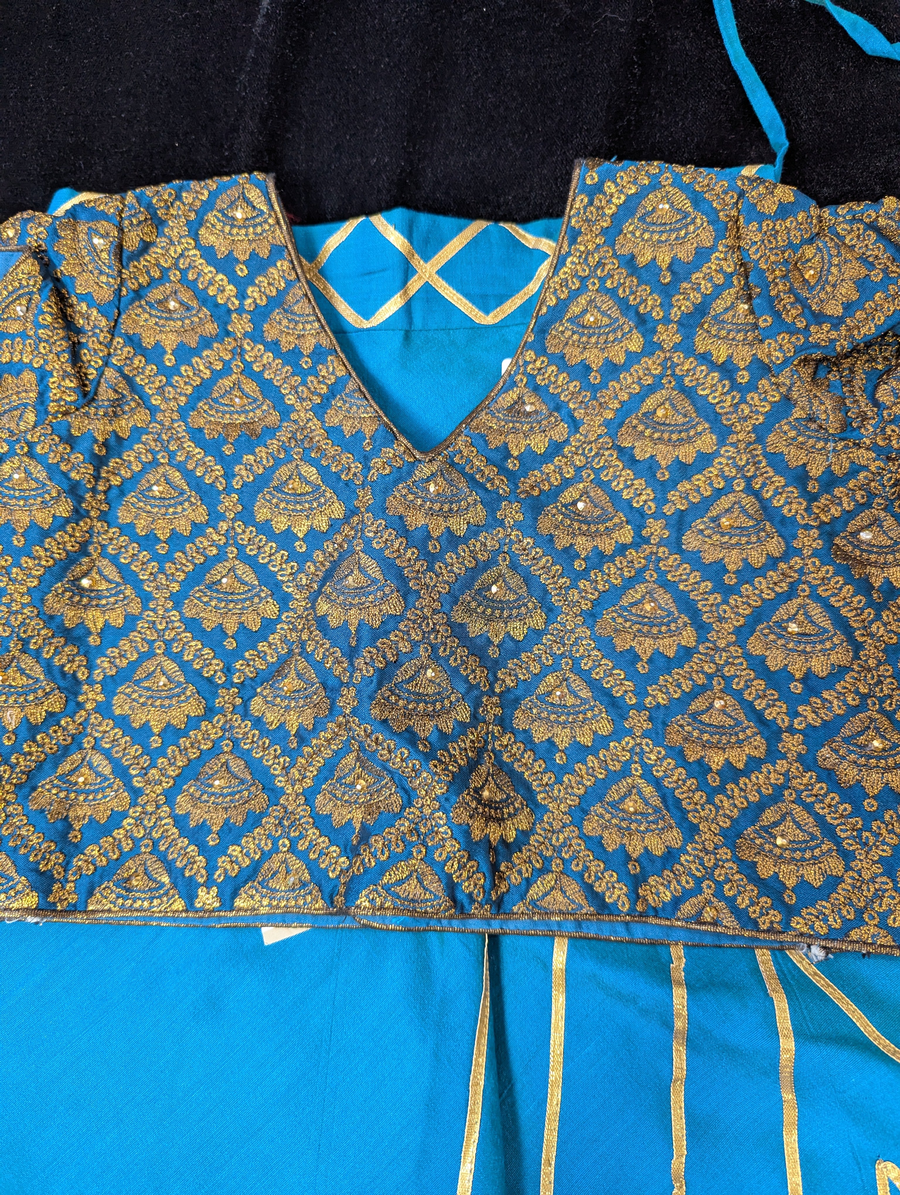 Kids Pattu pavadai(Blue Umbrella skirt and top)