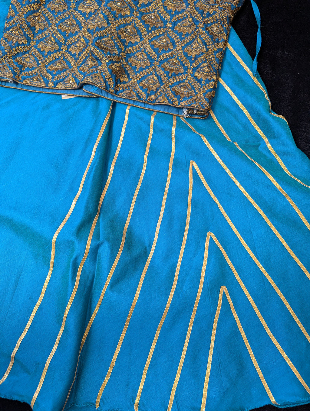 Kids Pattu pavadai(Blue Umbrella skirt and top)