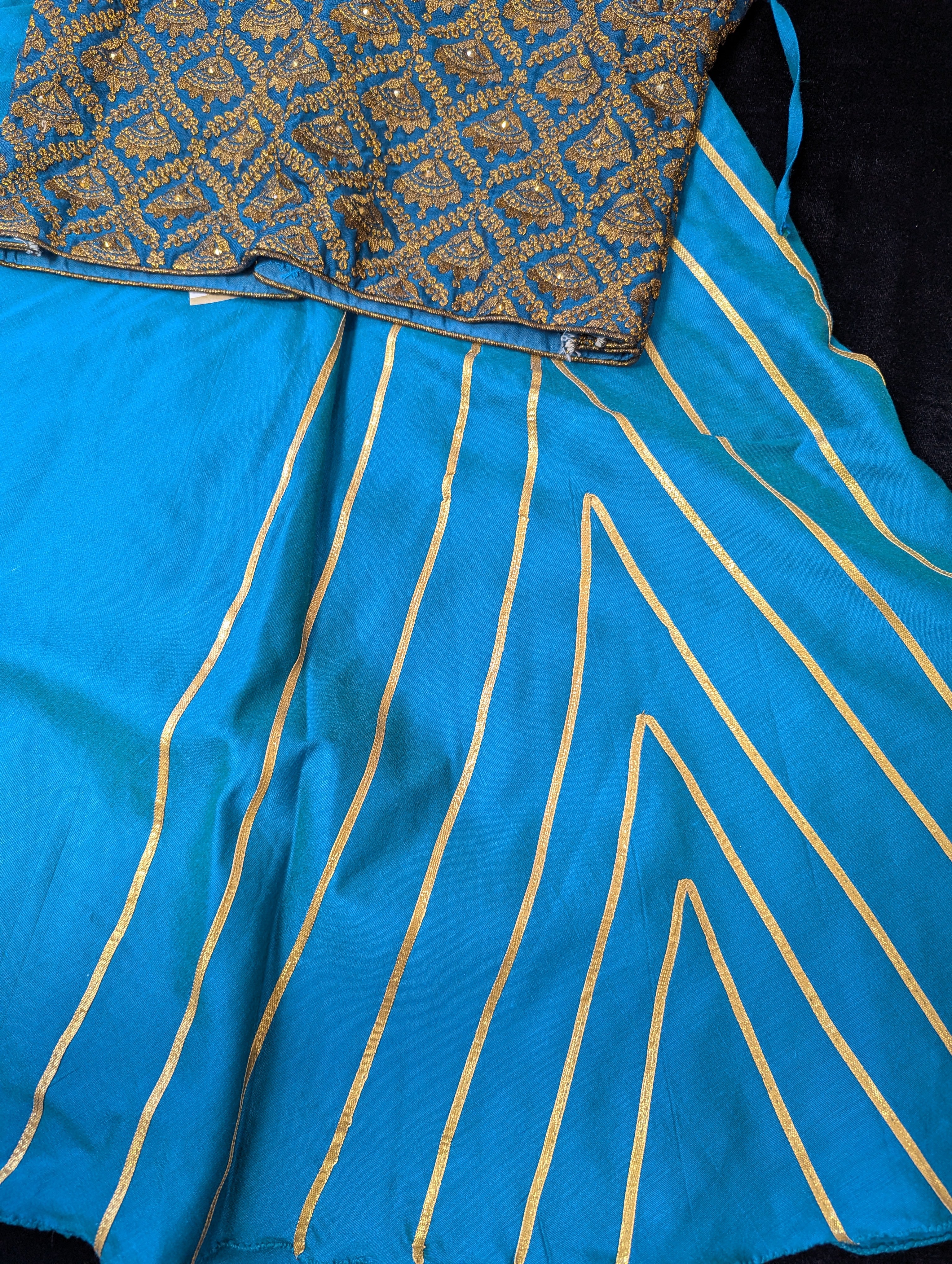 Kids Pattu pavadai(Blue Umbrella skirt and top)