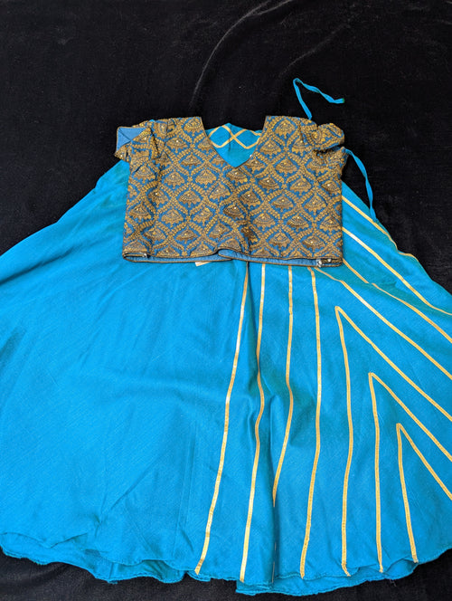 Kids Pattu pavadai(Blue Umbrella skirt and top)