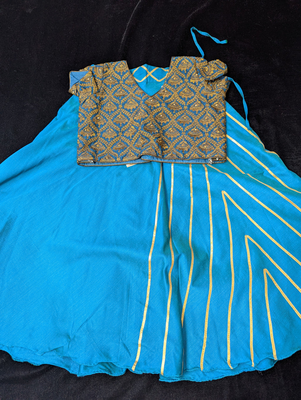 Kids Pattu pavadai(Blue Umbrella skirt and top)