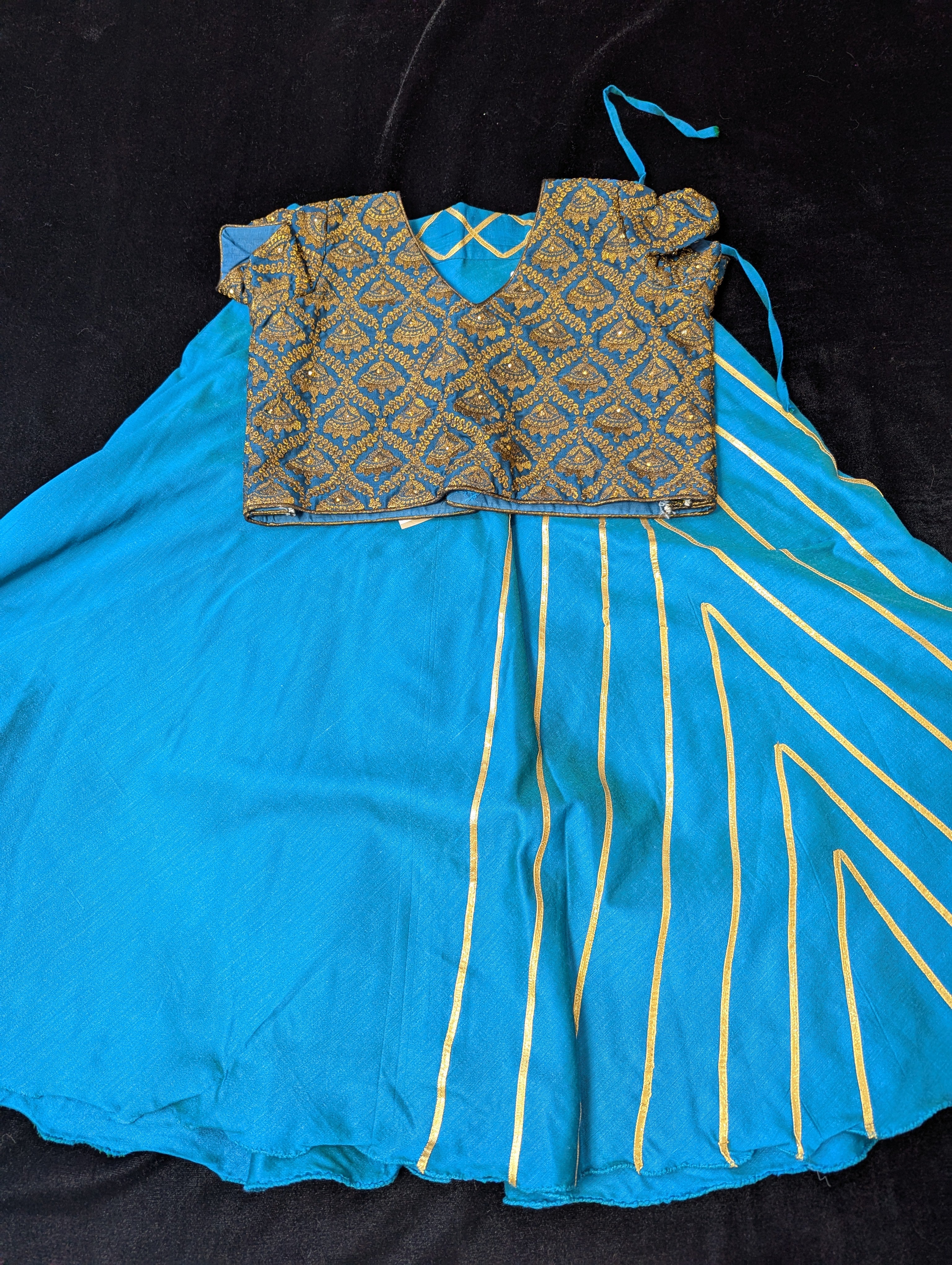 Kids Pattu pavadai(Blue Umbrella skirt and top)